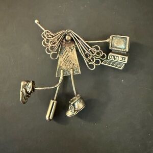 Quirky Jeff Story LHTC 925 Computer Brooch